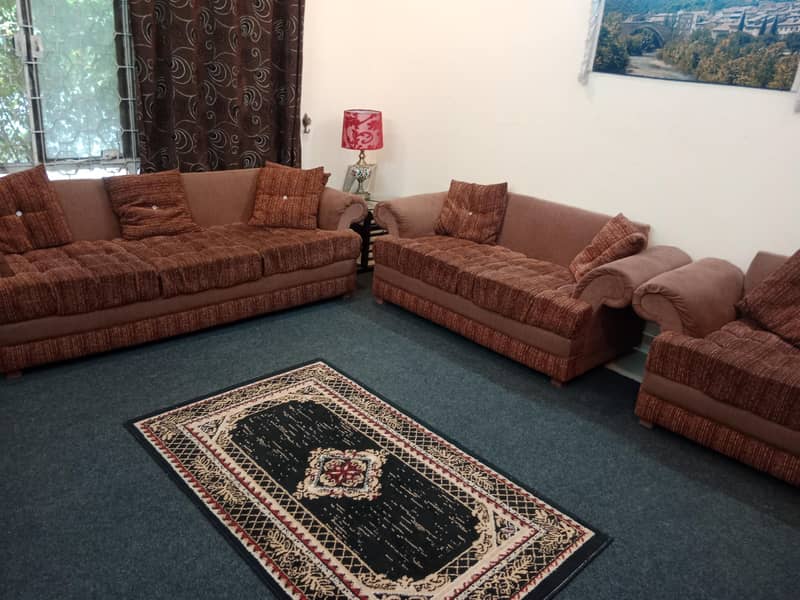 6seter sofa set 0