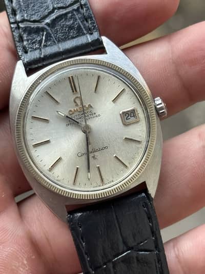 Omega Constellation Automatic 18k white gold bezel.