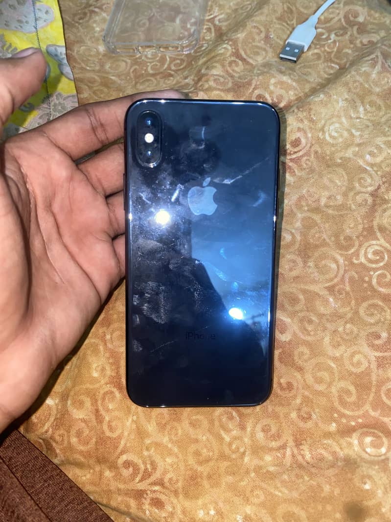 Apple iPhone X 4