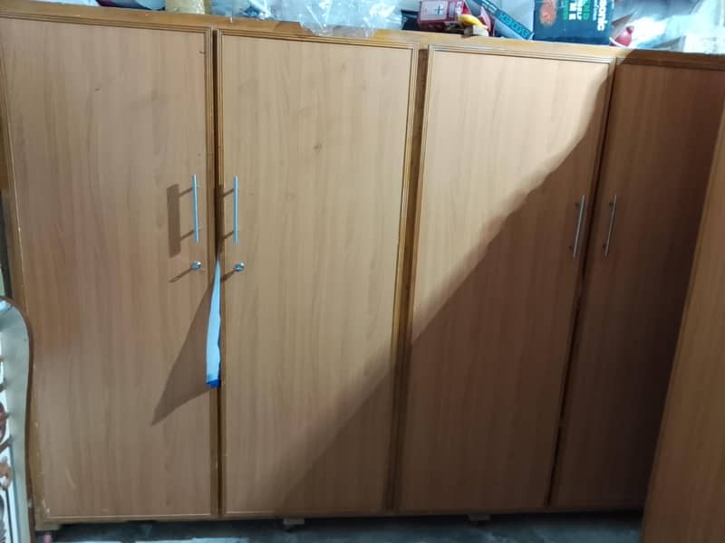 Wardrobe 0