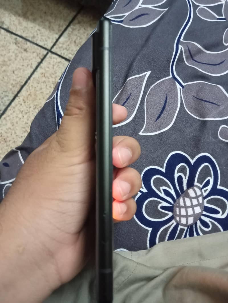 Google pixel 6 4