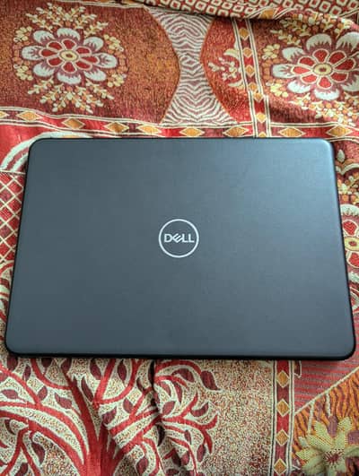 Dell lattitude 3310 i3 8th gen 8/128gb gen4 nvme ssd