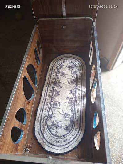 baby cot