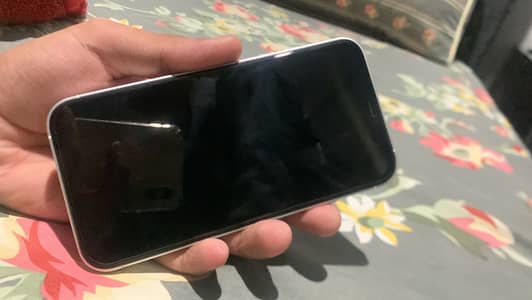 iPhone XR converted 17 pro