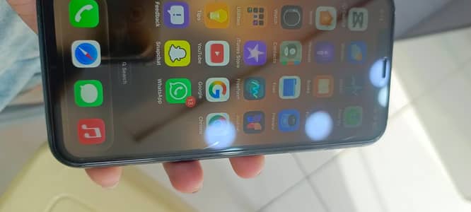 Apple iPhone 11