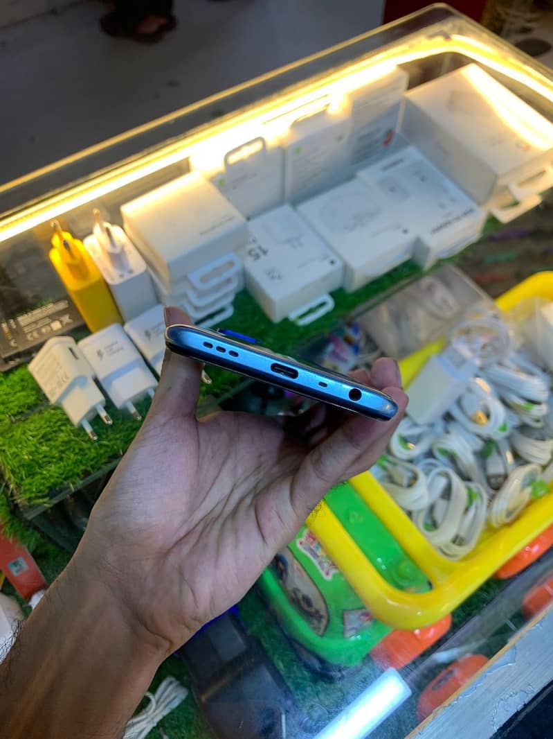 OPPO A54 3