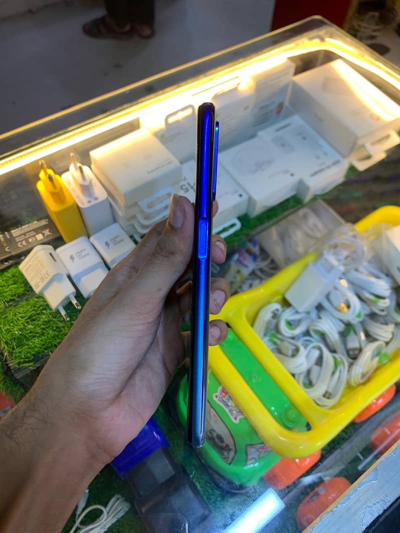OPPO A54 6