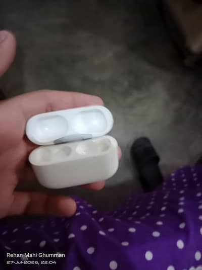 hand air bird nahi ha Khali pod ha real apple ha