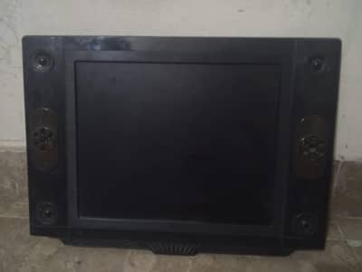 LED 17 inch - Condition 9/10 - Cable/USB/HDMI Supported