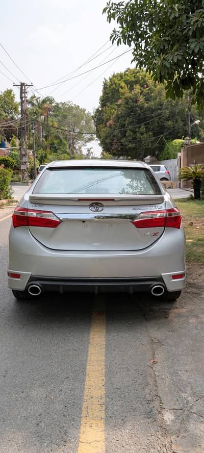Toyota Corolla Light Spoiler Abs