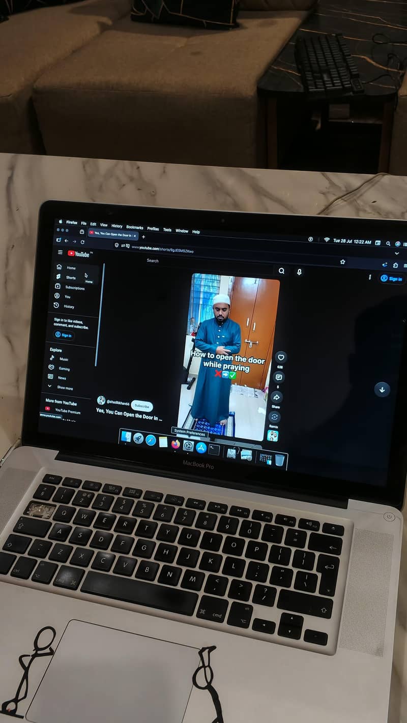 Mac book 2014 model 1