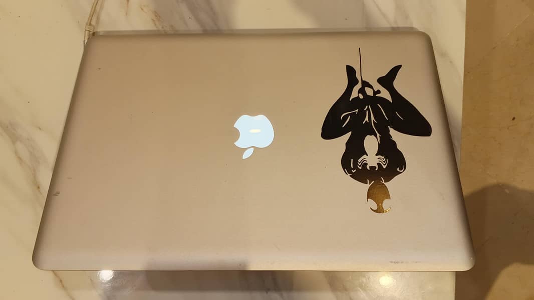 Mac book 2014 model 4