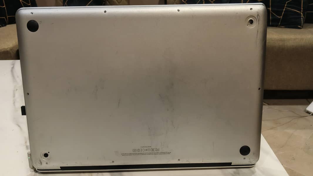 Mac book 2014 model 16
