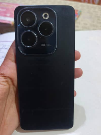 Infinix Hot 40 8/256 gb