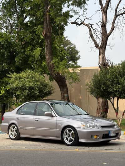 Honda Civic VTi Oriel Prosmatec 2000