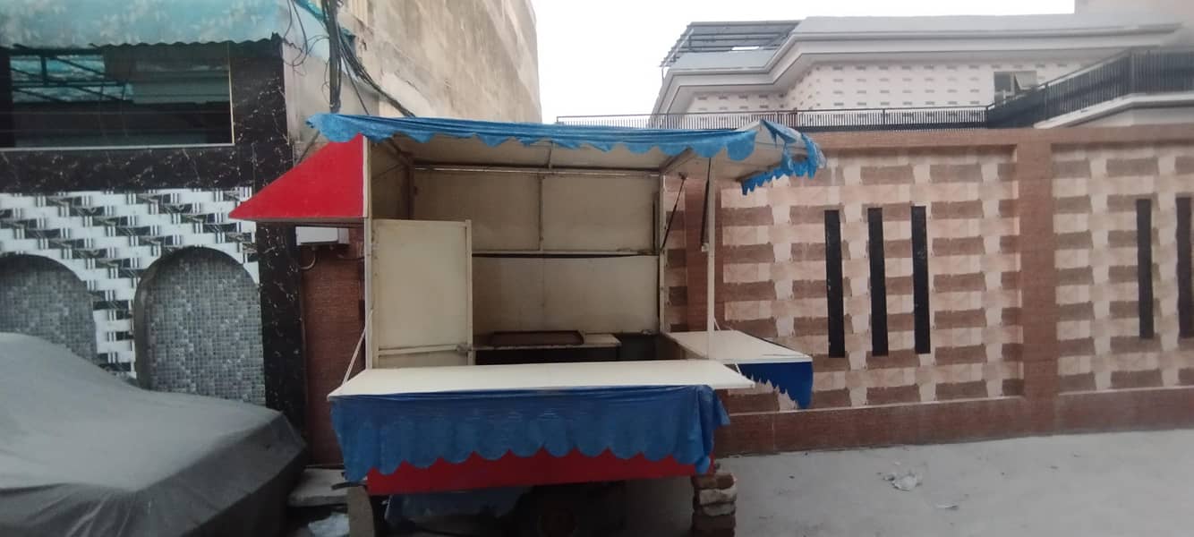 3 side open rickshaw 0