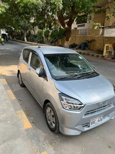 Daihatsu Mira 2017