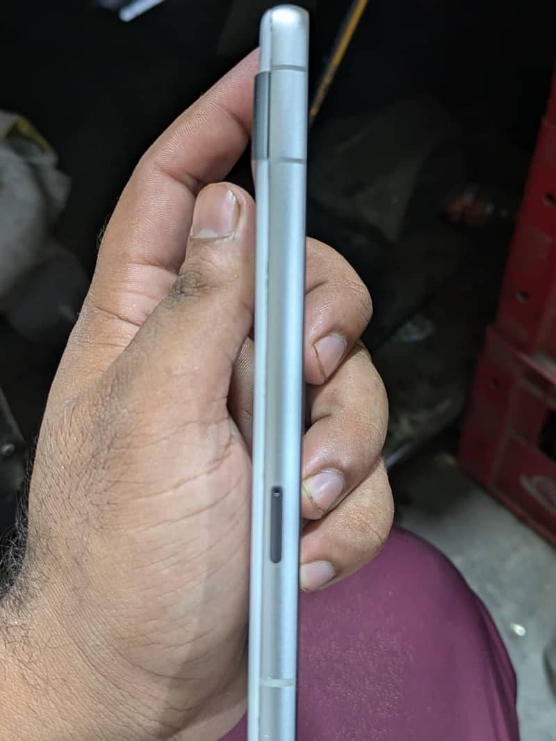 Google Pixel 7a 2