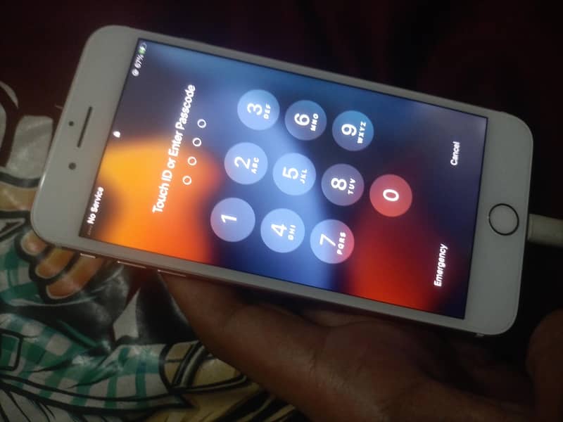 Apple iPhone 7 Plus 3