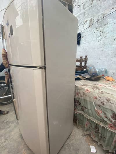 Dawlance jumbo refrigerator