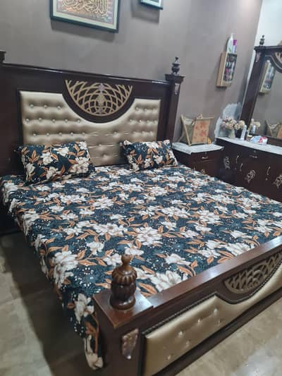 bed without side tables and mattress