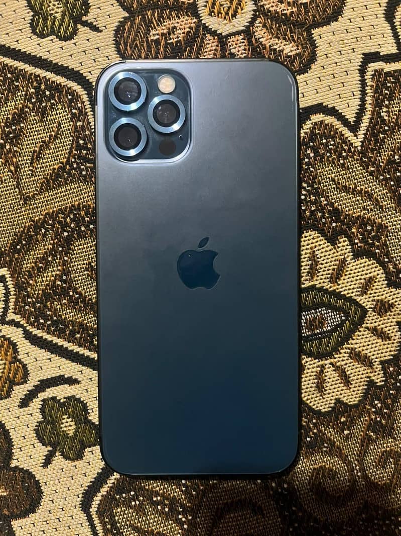 Apple iPhone 12 Pro 2