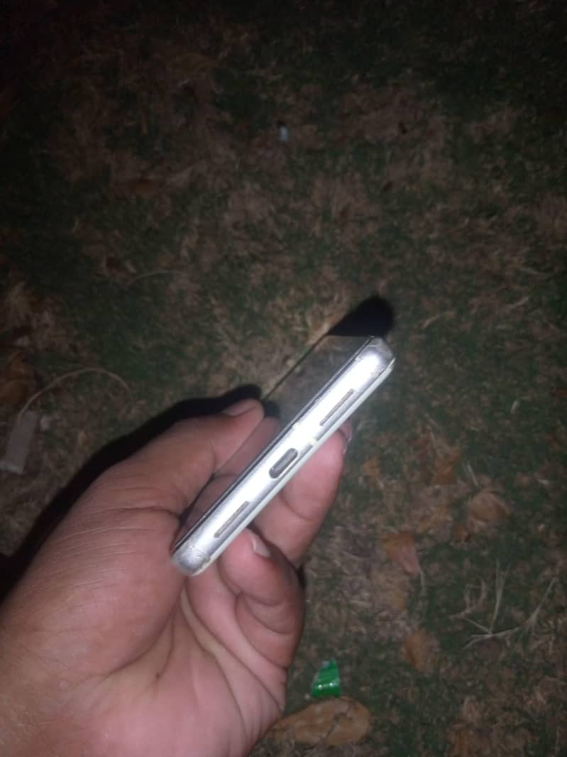 Google Pixel 7 3
