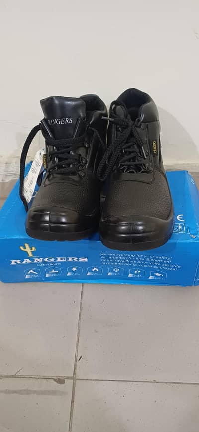 safety shoes
