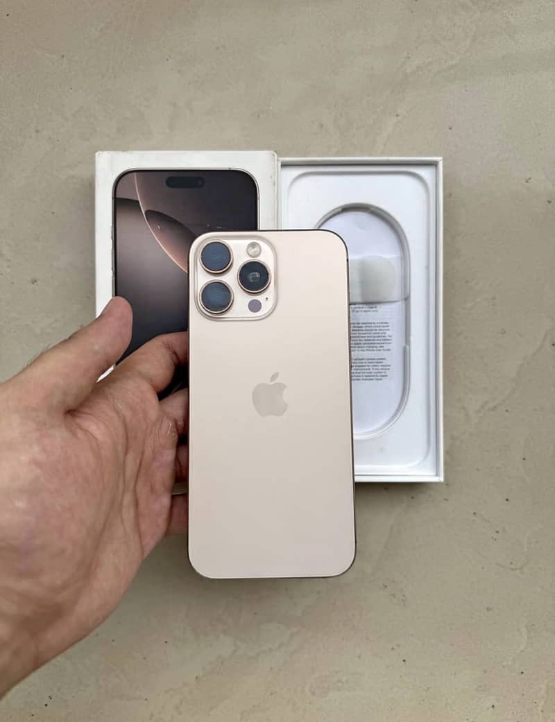 iPhone 16 pro max 2