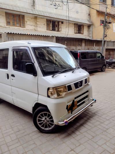 Nissan Clipper 2013
