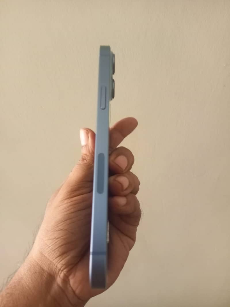 Apple iPhone 14 plus 3