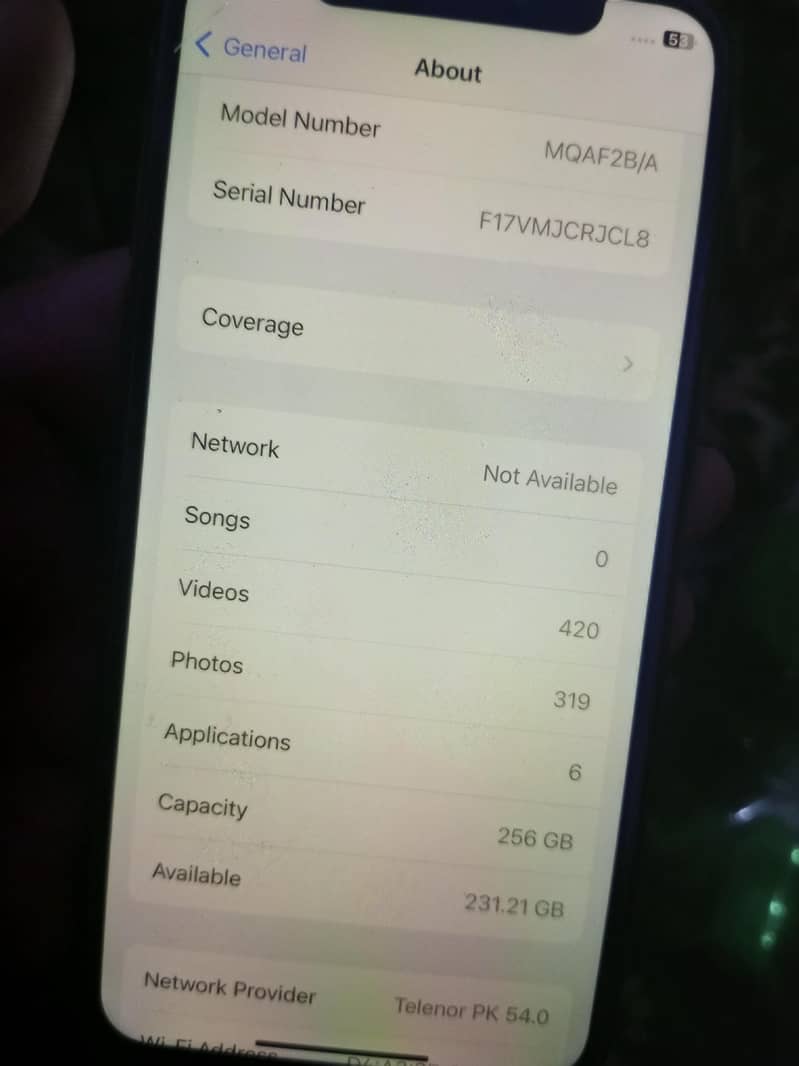 Apple iPhone X 4