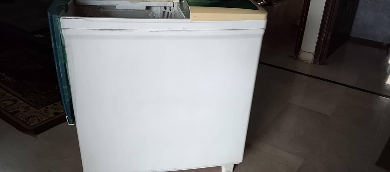 Washing machine 10