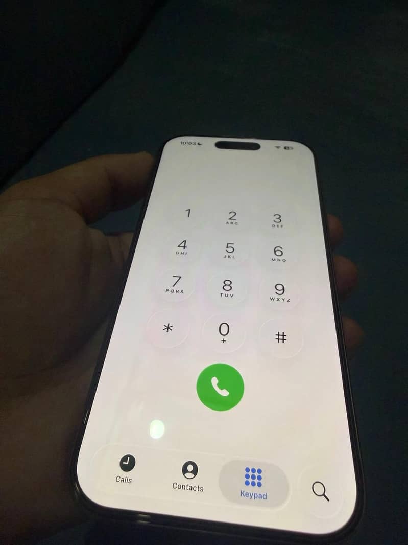 Apple iPhone 16 Pro 1