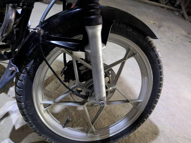 suzuki 4