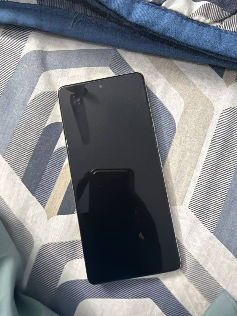 Tecno camon 30 1