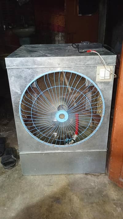 urgent sale condition 10 by 10