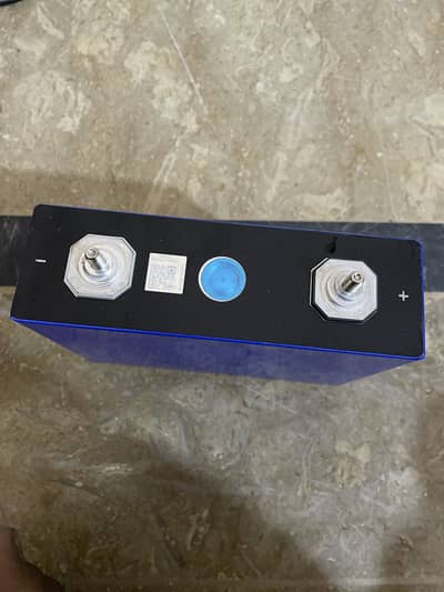 Lithium cells