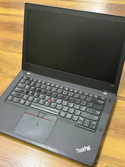 Lenovo ThinkPad T480 (i5-8th Gen / 8GB / 238GB SSD) - 10/10 Working