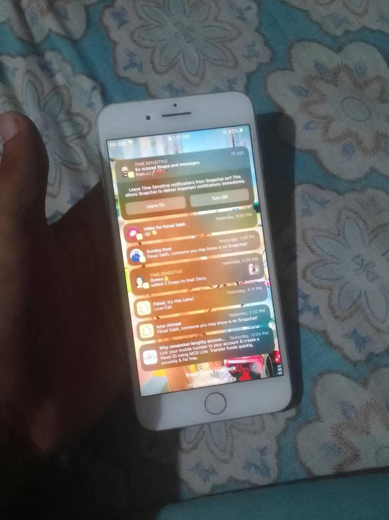 Apple iPhone 7 Plus 2