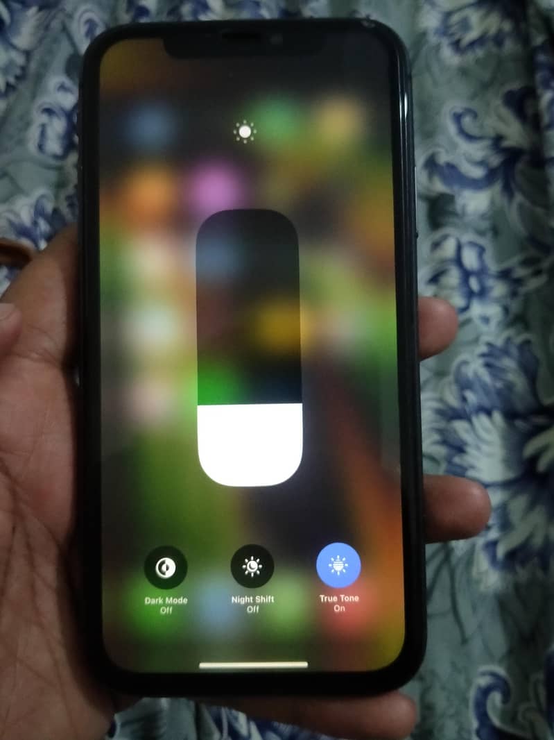 Apple iPhone 11 3
