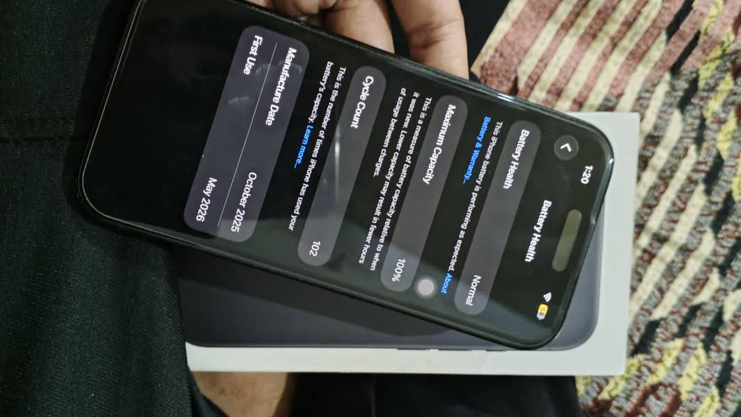 Apple iPhone 16 1