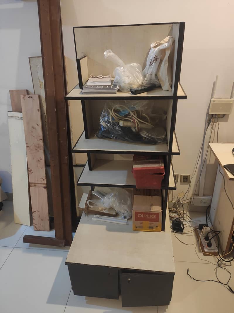 Storage shelf 1