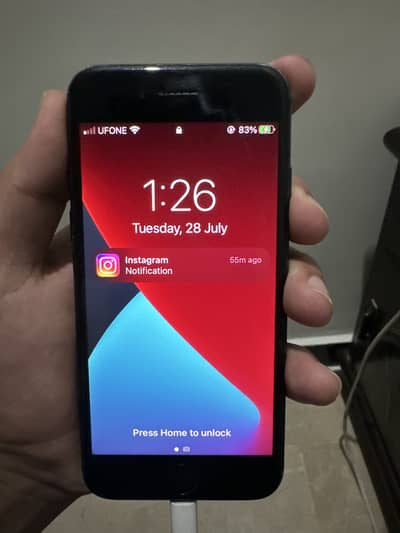 Apple iPhone 7