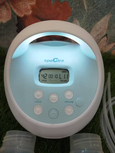 Spectra S1 Portable Electric Breast Pump Set