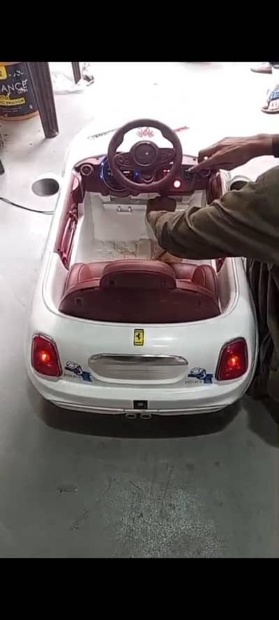 Chargeable Car hai 10 by 10 Condition hai. For Contact 03130224999