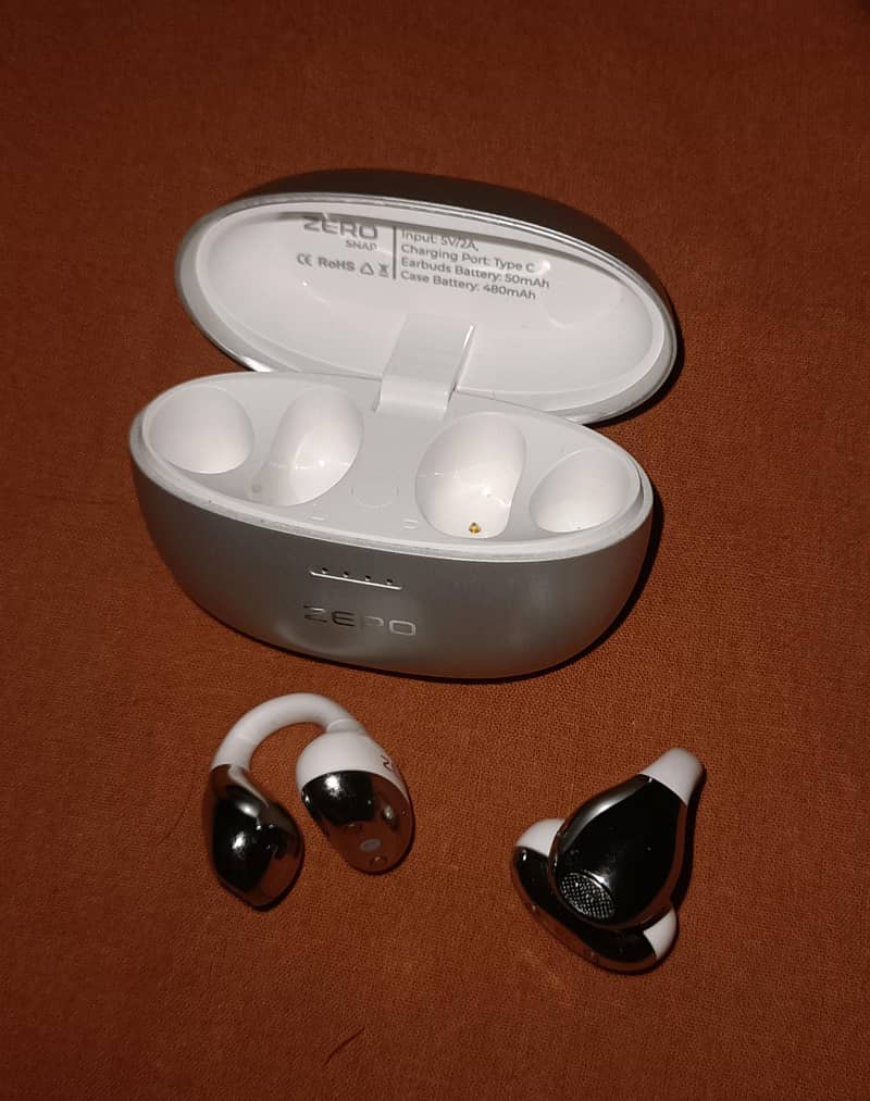 Zero Snap ZBuds 1