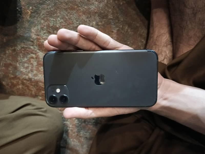 Apple iPhone 11 2