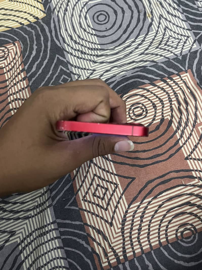 IPHONE13 5