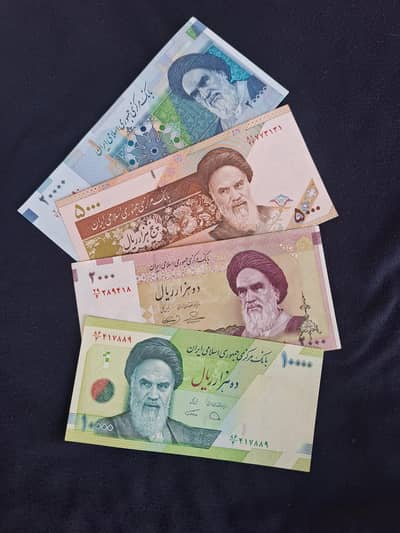 different countries bank notes